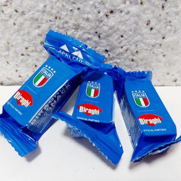 Сир пармезан міні "Biraghini Snack" 100% latte italiano, 16,67 грам